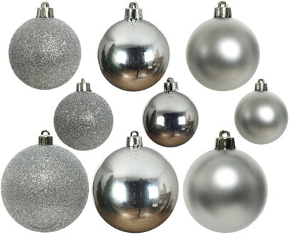 Decoris 30x stuks kunststof kerstballen 4, 5 en 6 cm zilver mat/glans/glitter - Kerstbal Zilverkleurig