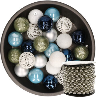 Decoris 37x stuks kunststof kerstballen 6 cm wit/groen/zilver/blauw incl. kralenslinger - Kerstbal