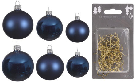 Decoris Groot pakket glazen kerstballen 50x donkerblauw glans/mat 4-6-8 cm incl haakjes - Kerstbal