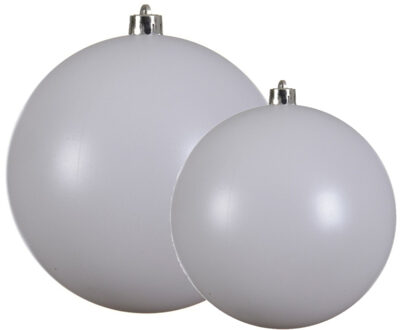 Decoris Grote kerstballen 2x stuks wit 14 en 20 cm kunststof - Kerstbal