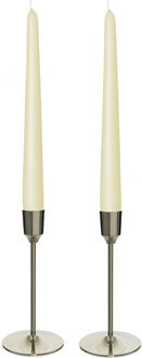 Decoris Kandelaars 2x aluminium zilver 20 cm met 12x ivoor witte dinerkaarsen