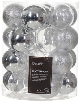 Decoris Kerstballen - 50x stuks - 6 cm - kunststof - zilver
