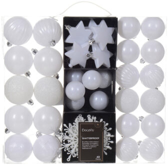 Decoris Kerstballen en ornamenten - 40x - wit - 6 cm kunststof - kersthangers