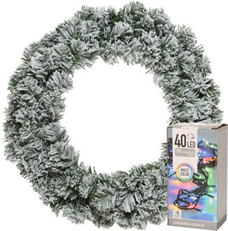Decoris Kerstkrans groen met sneeuw 35 cm incl. verlichting gekleurd 4m