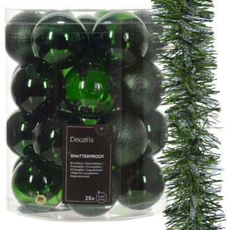 Decoris Kerstversiering - kunststof kerstballen 25x -6 cm- met kerstslinger -donkergroen