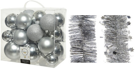 Decoris Kerstversiering kunststof kerstballen 6-8-10 cm met folieslingers pakket zilver van 28x stuks