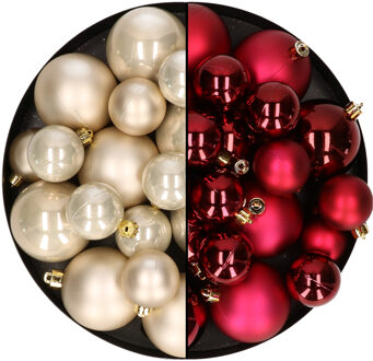 Decoris Kerstversiering kunststof kerstballen mix champagne/donkerrood 6-8-10 cm pakket van 44x stuks