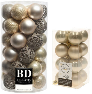 Decoris Kerstversiering kunststof kerstballen parel/champagne 4-6 cm pakket van 53x stuks - Kerstbal Champagnekleurig