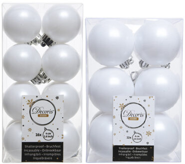 Decoris Kerstversiering kunststof kerstballen winter wit 4-6 cm pakket van 40x stuks