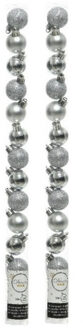 Decoris Kleine kerstballen - 28x stuks - zilver - 3 cm - kunststof - onbreekbaar