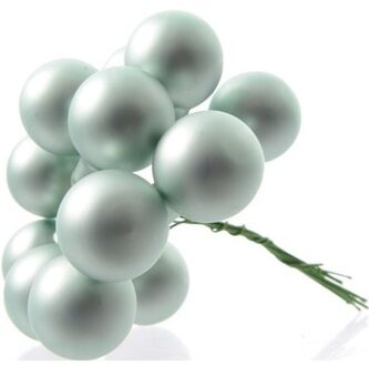 Decoris mini kerstballetjes op stekers - 60x stuks - mintgroen - D2 cm - glas