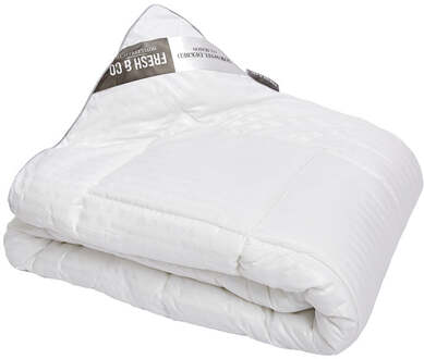 Dekbed Hotel Stripe Micro Dons All Season - 240x200 Cm (Lits-Jumeaux) - Fresh And Co 350 Gram Per M² - Dekbed-Discounter.nl