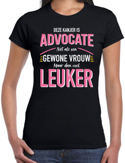 Deze kanjer is advocate cadeau t-shirt zwart voor dames XL