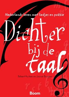 Dichter bij de taal - Boek Folkert Kuiken (902442187X)