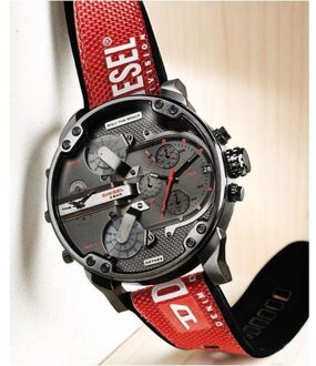 Diesel DZ7423 Mr. Daddy 2.0 herenhorloge Rood