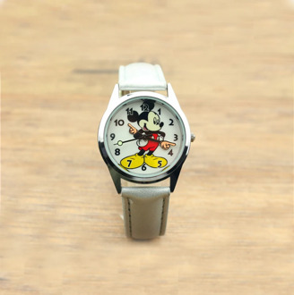 Disney Mickey Mouse Quartz Wristwatch Cartoon Boys Watches Kids Gifts for Girls Clock Watches Kids Watches Quartz Alloy Simple