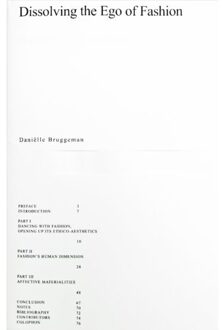Dissolving the Ego of Fashion - Boek Daniëlle Bruggeman (9491444506)