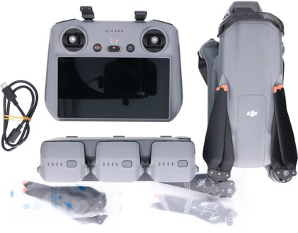 DJI Tweedehands DJI Air 3 Fly More Combo met Smart controller CM6286