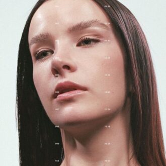 Domino Dia - Ela Minus