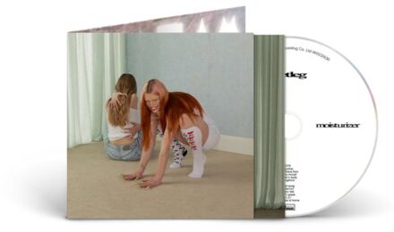 Domino Moisturizer - Wet Leg