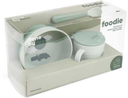 Done By Deer eetset happy clouds