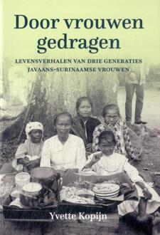 Door vrouwen gedragen -  Yvette Kopijn (ISBN: 9789460229503)
