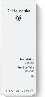 Dr. Hauschka Foundation - 02 Almond