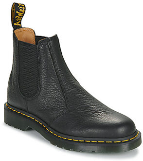 Dr. Martens Zwarte Chelsea-laarzen voor stijlvolle uitjes Dr. Martens , Black , Heren - 43 Eu,40 Eu,43 1/2 EU