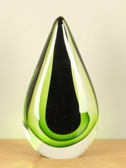 Druppel glas groen met zwarte kern, 18 cm