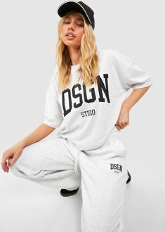 Dsgn Studio Collegiate T-Shirt Met Tekst En Joggingbroek Set, Ash Grey - XL
