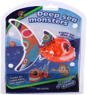 Duik vis met grote tanden en licht rood