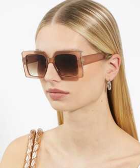 Dune London Accessories Dune Glitzy Diamante Frame Sunglasses in Pink Roze