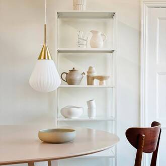 Dyberg larsen hanglamp Ballon, Ø 21 cm wit/messingkleurig opaal, messing