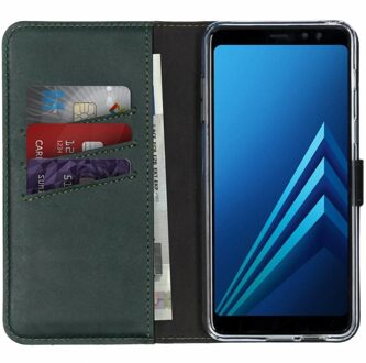 Echt Lederen Booktype Samsung Galaxy A8 (2018) hoesje - Groen