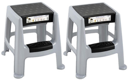 Eda 2x stuks keukenkrukjes/opstapjes grijs/zwart met opbergruimte L47 x B45 x H49 cm - Huishoudkrukjes