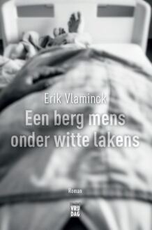 Een Berg Mens Onder Witte Lakens