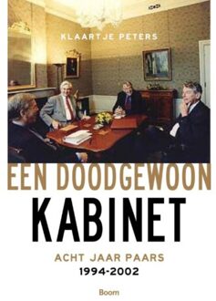 Een doodgewoon kabinet - Boek Klaartje Peters (9461056818)