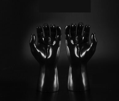 Een Paar Man Mannequin Hand Voor Handschoen Display zwart