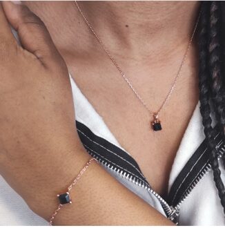 Eenvoudige vierkante Calle-set - Oostenrijks kristal Zwart en roségoud - One Size