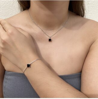 Eenvoudige vierkante Calle-set - Oostenrijks kristal Zwart en zilver - One Size