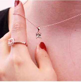 Eenvoudige vierkante hanger - Oostenrijks kristal - maat Wit en roségoud