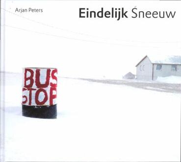 Eindelijk sneeuw - Boek Arjan Peters (9089670947)