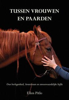 Elikser B.V. Uitgeverij Tussen vrouwen en paarden - (ISBN:9789463652117)