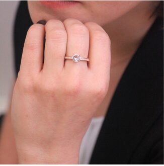 Elise ring - Oostenrijks kristal Wit en roségoud - O 1/2