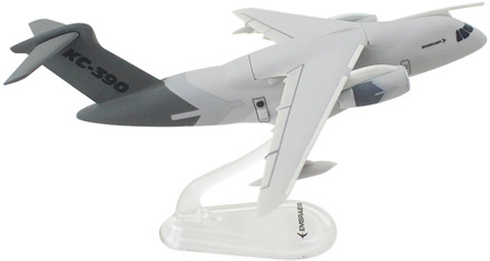 EMBRAER KC-390 1/250 scale aircraft model Medium Weight Transport Plane Plastic plane display collection