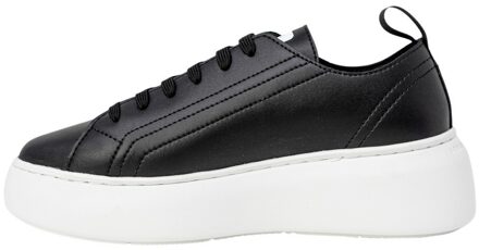 Emporio Armani Armani Exchange Women sneakers Zwart