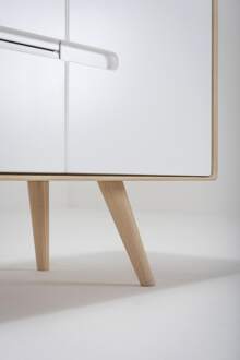 Ena sideboard houten dressoir whitewash - 135 cm Bruin