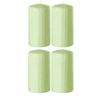 Enlightening Candles 4x Lichtgroene cilinderkaarsen/stompkaarsen 6 x 10 cm 36 branduren