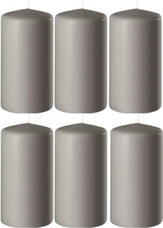 Enlightening Candles 8x Zandgrijze cilinderkaarsen/stompkaarsen 6 x 8 cm 27 branduren