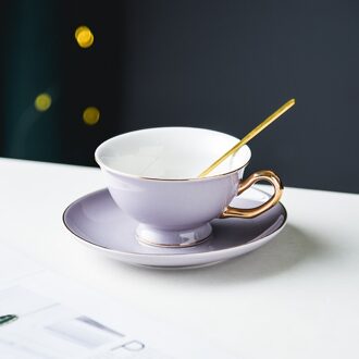 Europese Retro Keramische Koffie Cup Leuke Stijl Mok En Schotel Luxe Porselein Drinkware Set Voor Thee licht paars